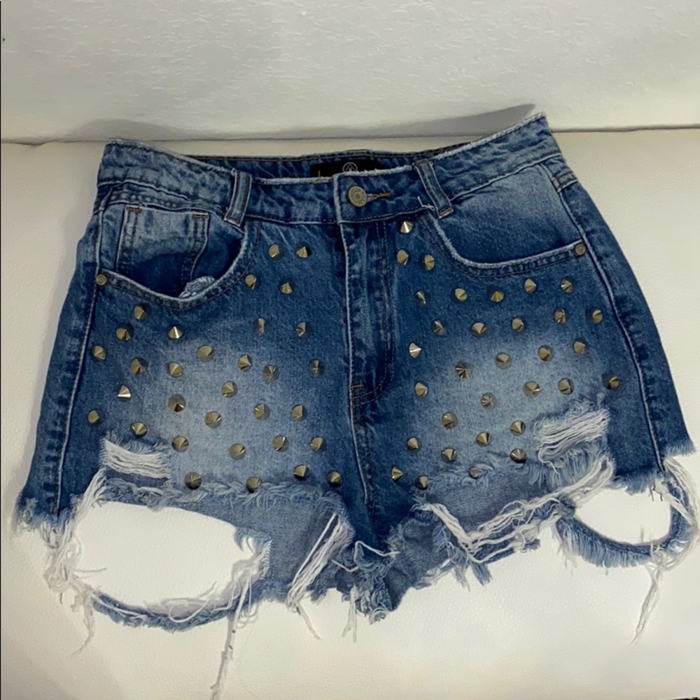 Misguided high rise shorts